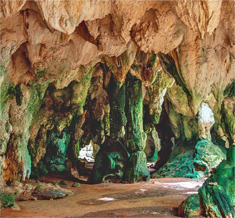 long island things todo hamilton caves