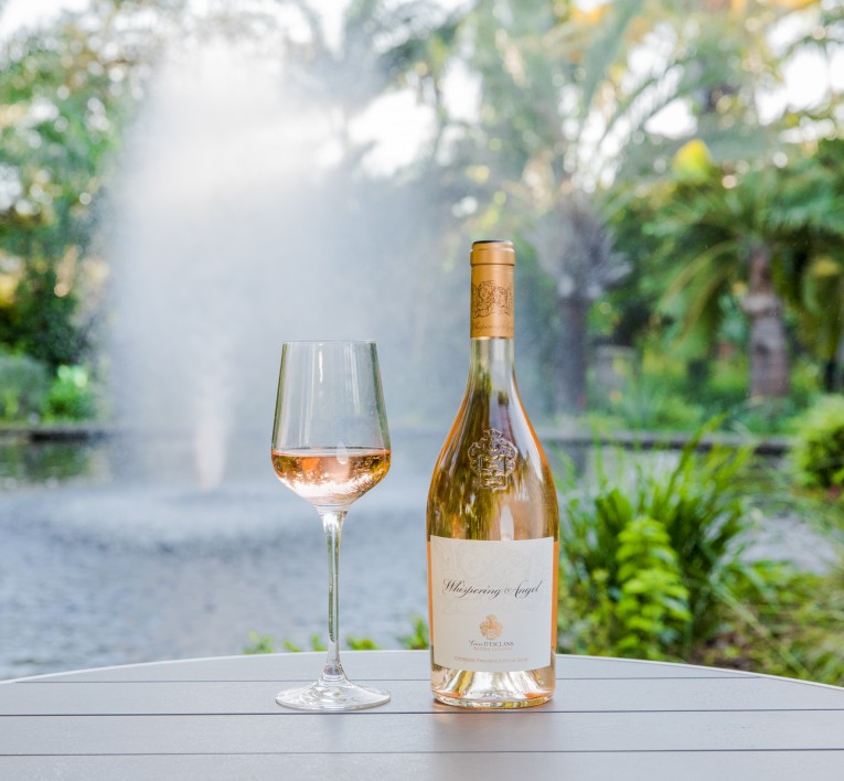 A Rosé Paradis Garden - The Official Website of The Bahamas